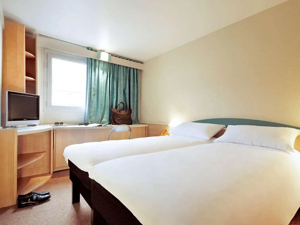 Ibis Paris Gare Montparnasse Catalogne Hotel France