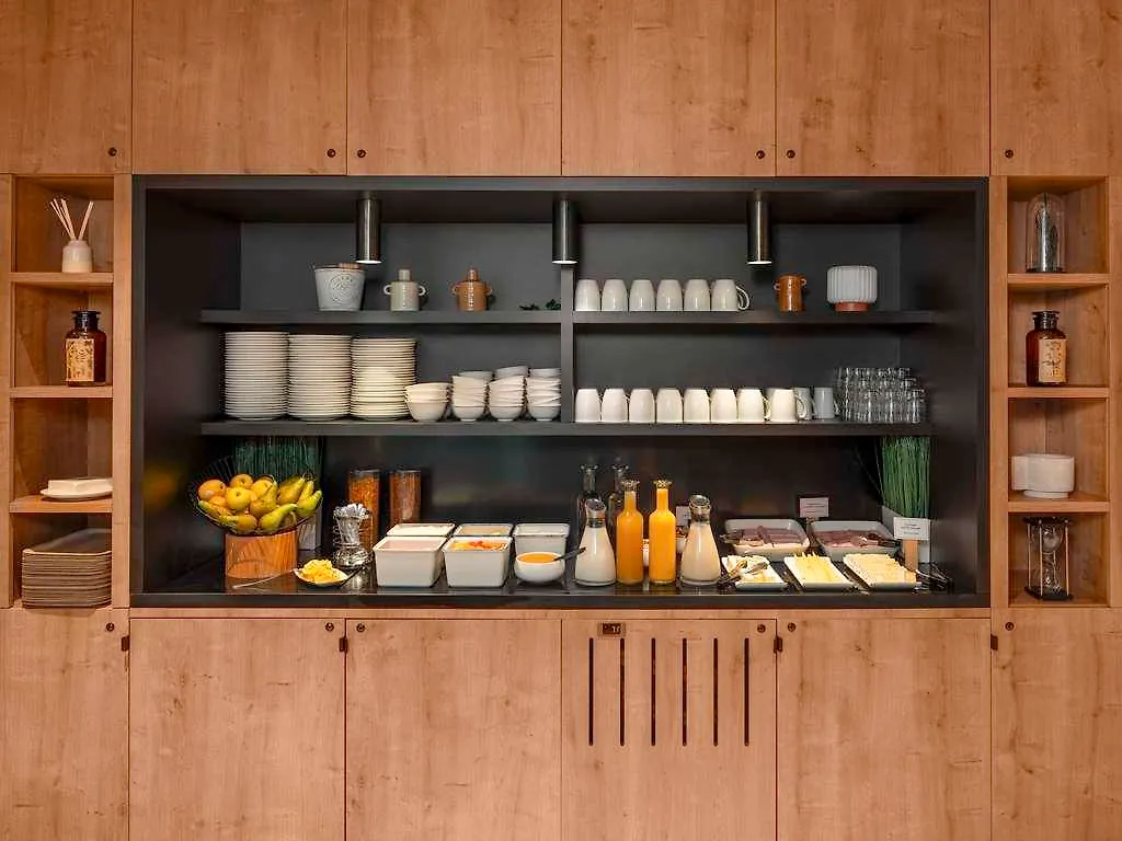 Ibis Paris Gare Montparnasse Catalogne Hotel France