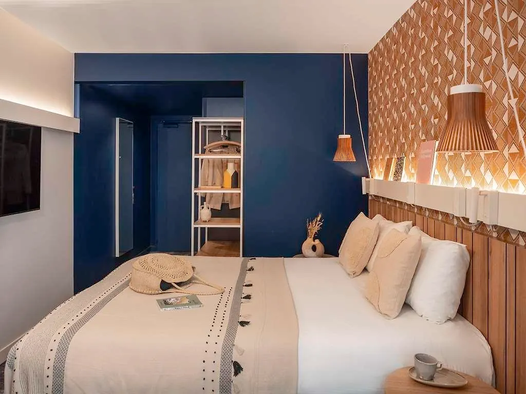 Ibis Paris Gare Montparnasse Catalogne Hotel