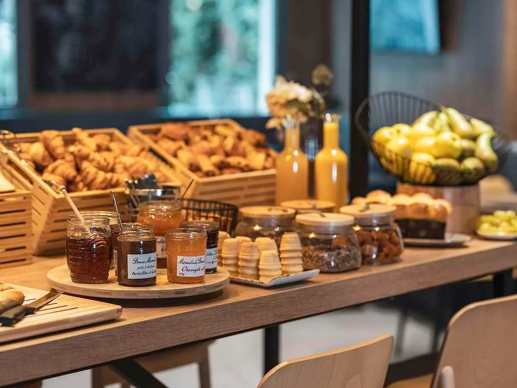 Ibis Paris Gare Montparnasse Catalogne Hotel 0*,  France